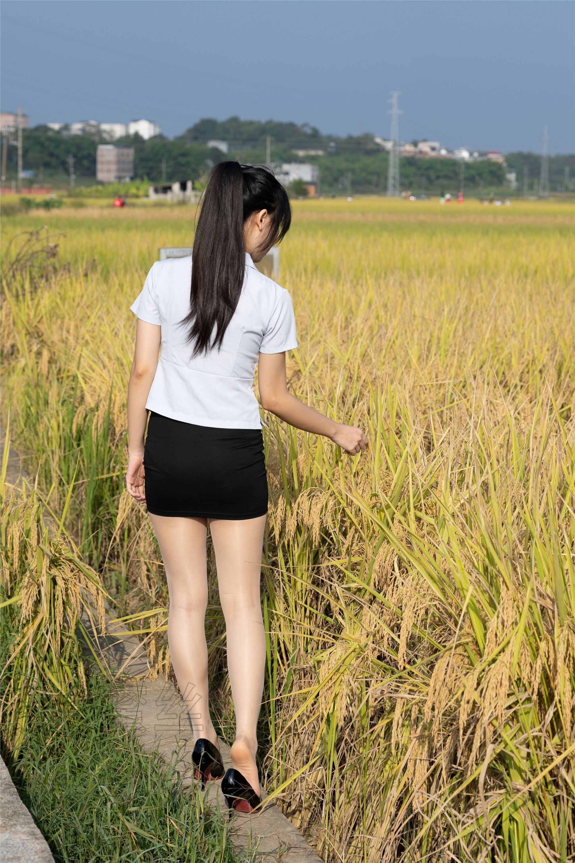 尤蜜丝 穿搭写真 No.124